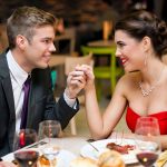 How to behave on a first date