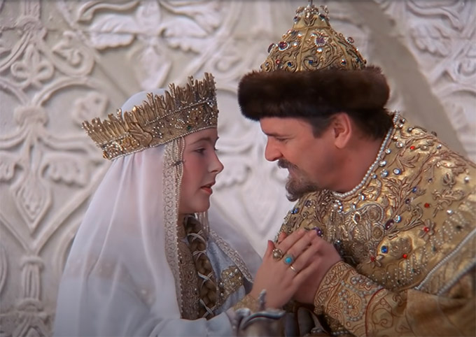 Продолжи слова царицы: «И всё-то ты в трудах, всё в трудах, великий государь, аки…!» 23 16