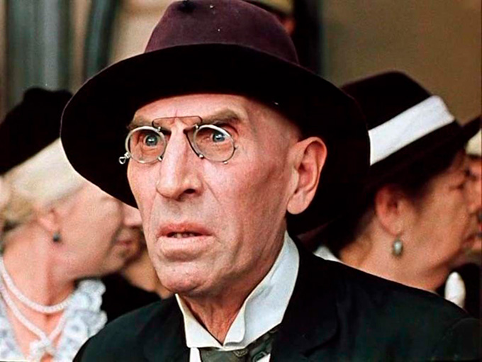 Какую роль исполнил этот актёр? 13 7 1