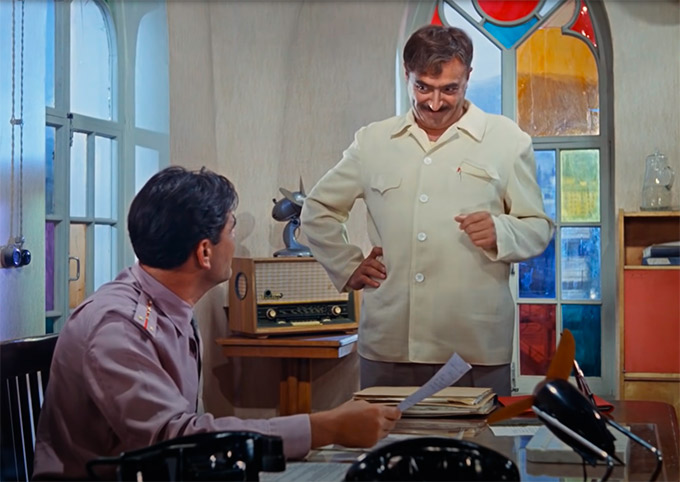 Так это с одной стороны, да? Но есть и другая сторона медали. Нарушитель - это не нарушитель, а крупный ... 10 Kavkazskaya plennitsa 16