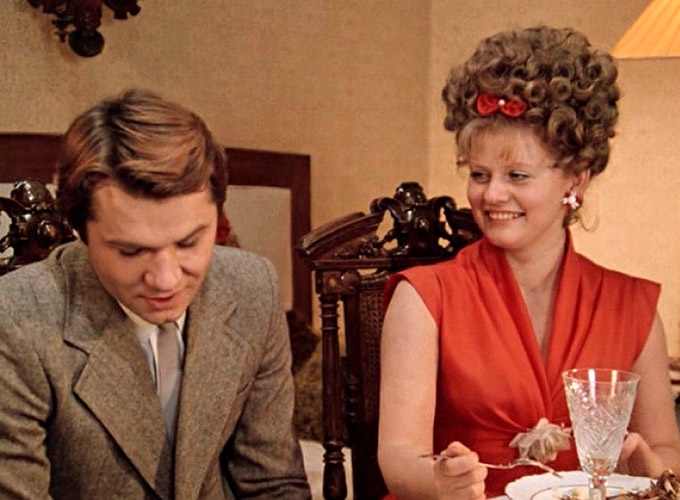 Продолжите цитату: «И ляпай. Но ляпай уверенно. Тогда это называется…» 15 Moscow does not believe in tears 10