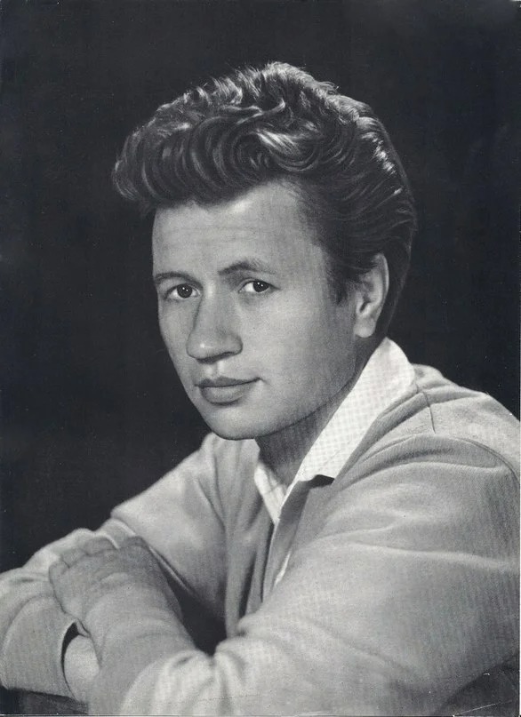 Актёр 1 8 Test actor 1