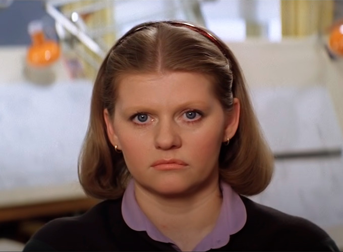 На чей концерт Надя пригласила Володю? 20 The most charming and attractive 13