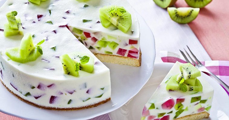8 г ванильного сахара, 2 яйца, 2 столовые ложки сахара: получится вкуснейший десерт 7