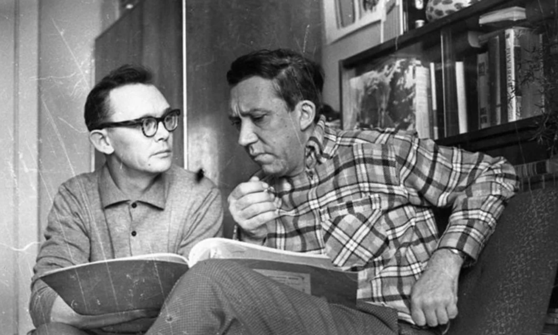 В каком из этих фильмов Леонида Гайдая не играет Юрий Никулин? 6 19504