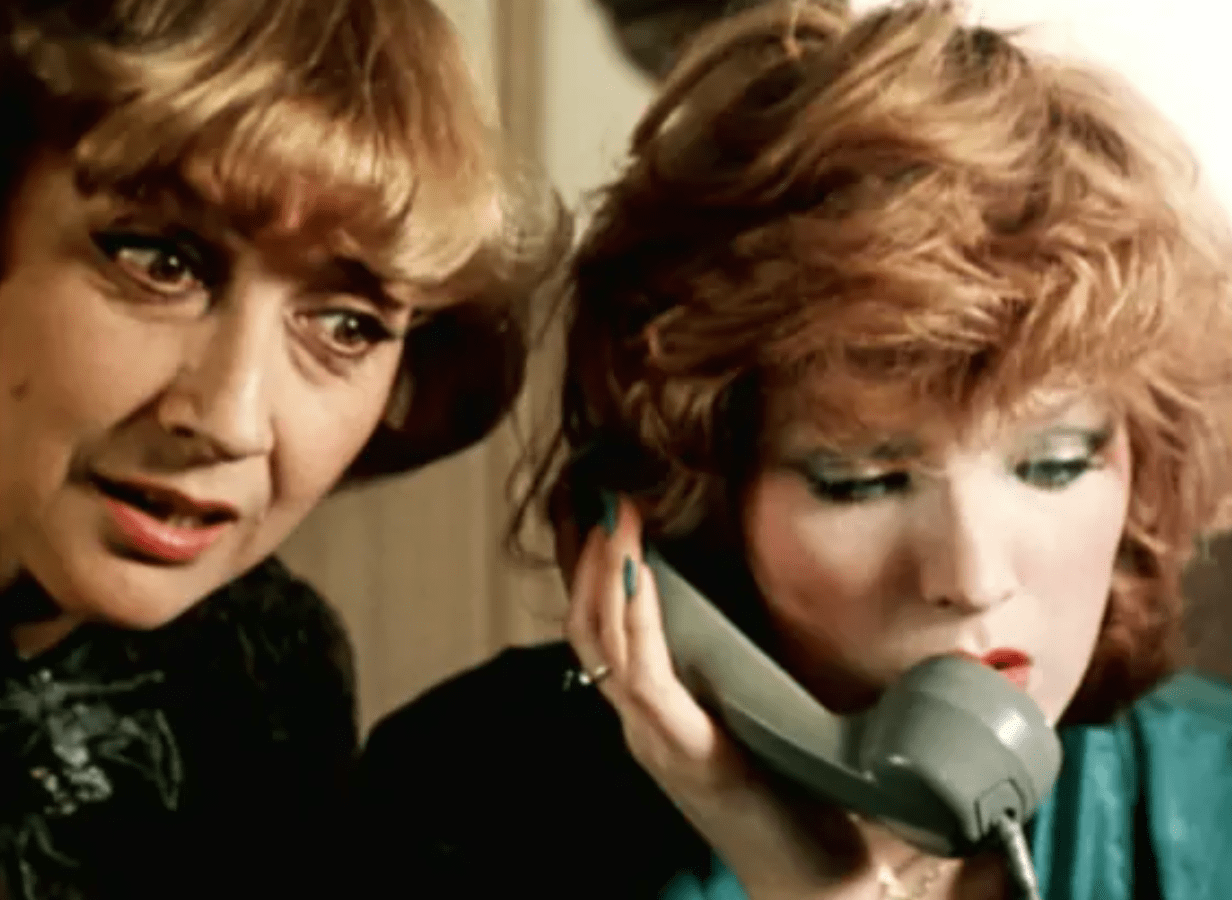 В каком городе разворачиваются события фильма «Ищите женщину» (1982)? 7 19510