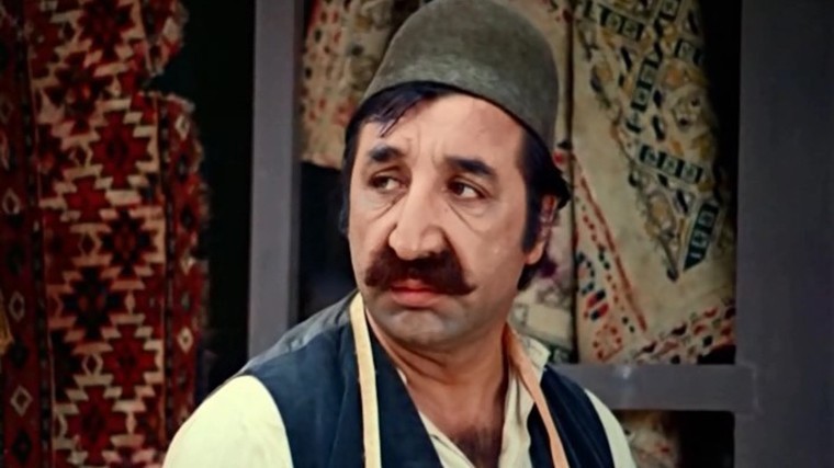 Из какого фильма с Фрунзиком Мкртчяном этот кадр? 8 20628