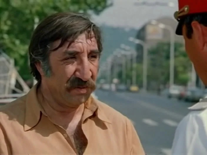 Из какого фильма с Фрунзиком Мкртчяном этот кадр? 17 20673