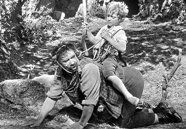 Из какого фильма этот кадр? 17 люди Алексеем Смирновым