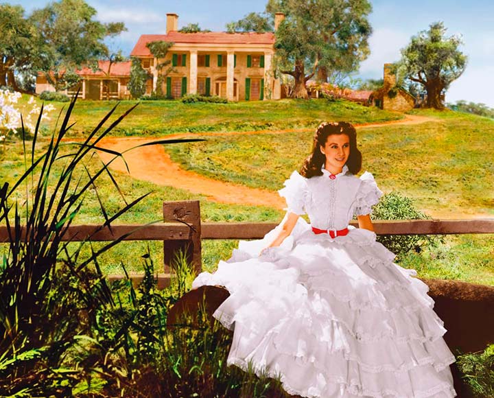 Как называлось имение Уилксов в романе? 7 Уилксов