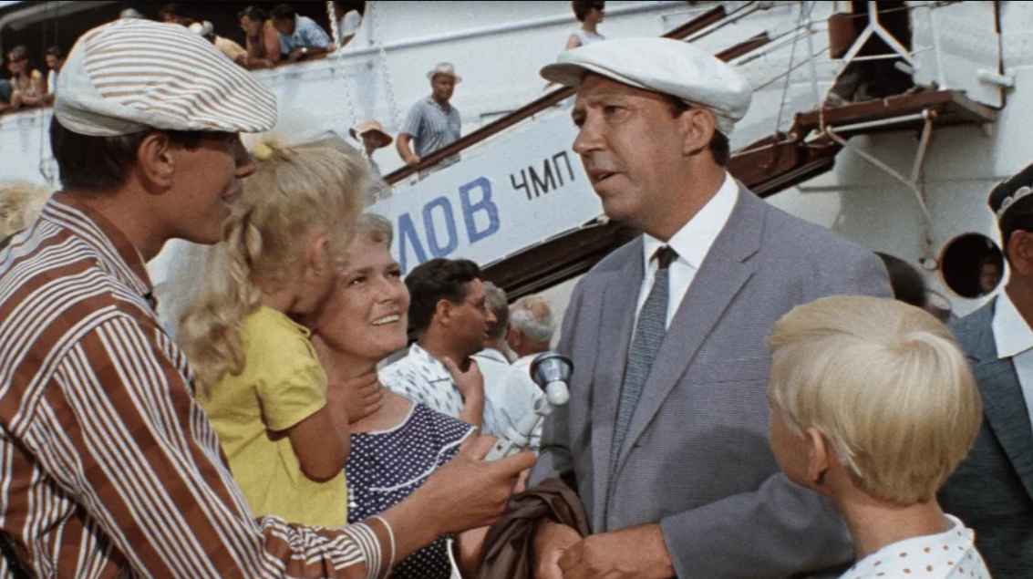 С какой целью главный герой отправился за границу? 11 24840