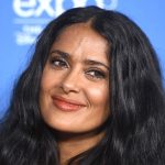 55-летняя Сальма Хайек, после душа показала как выглядит без макияжа 32 Salma