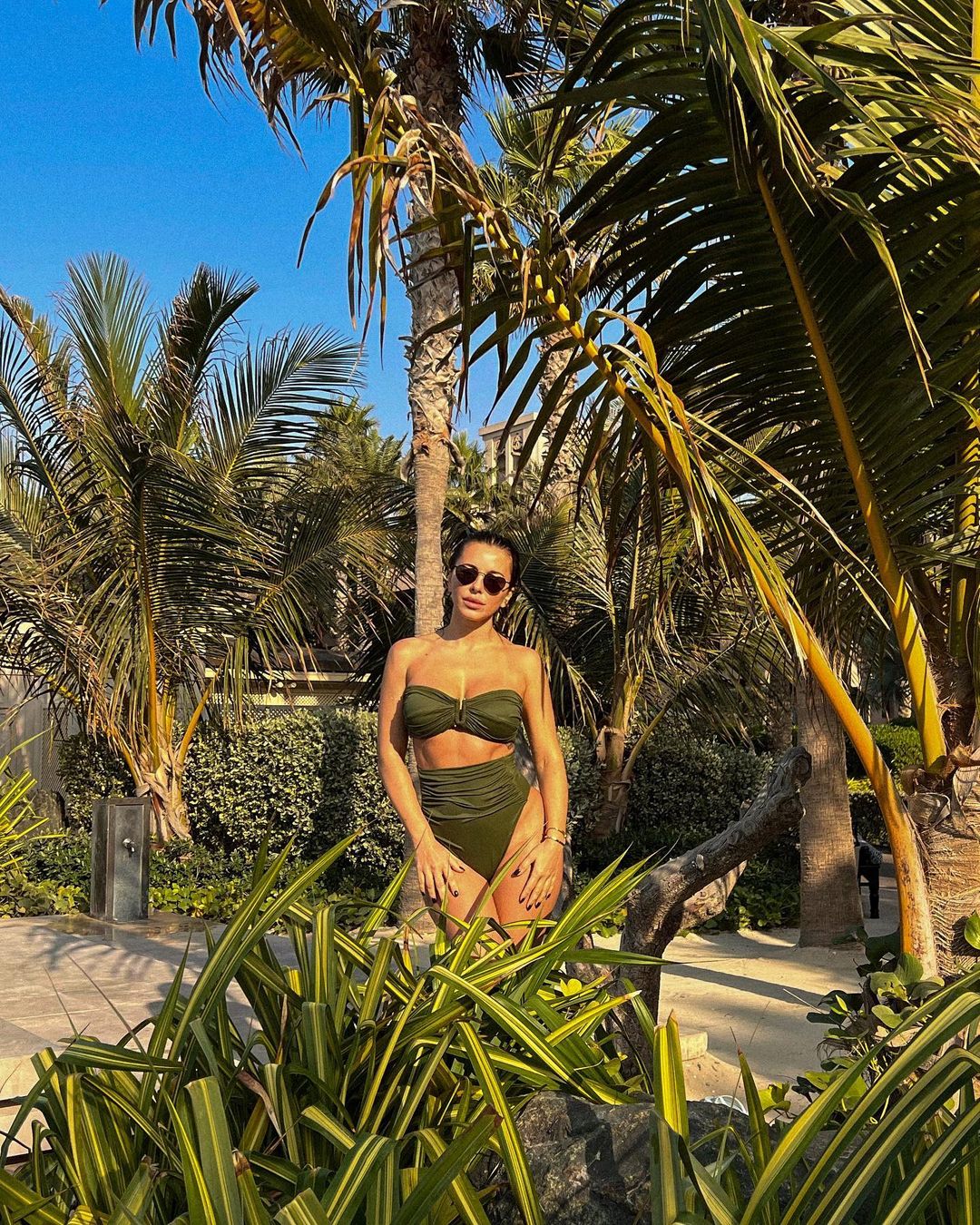 "А зачем такие трусики?": Ани Лорак в странном купальнике анонсировала концерт в Харькове 4 271321583 335053908530500 8300222640752082913 n