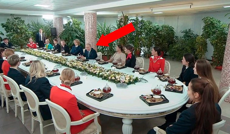 В мережі з'явилося відео як Путін насправді давав інтерв'ю. Це стидоба! 4 Путин