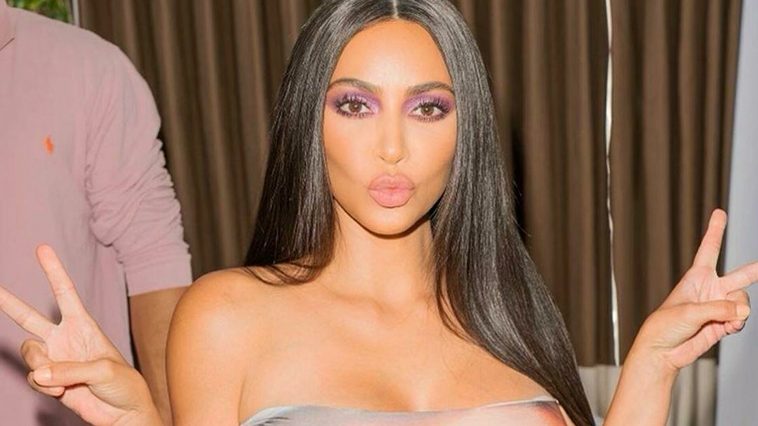 54 1636960034 nadira post material