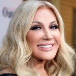 "Соскучилась по светской жизни и коллегам" - Повалий заметили возле Кремля в компании Киркорова и Газманова 13 Povali 1