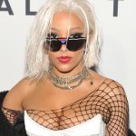 Кристина Агилера выступила на концерте ЛГБТ-сообщества в костюме с блестящим искусственным сюрпризом между ног 13 doja cat tidal x rock the vote concert 2019 credit pa images