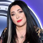 "Это так классно! Нет слов!": 58-летняя Лолита показала тату на голом теле 15 Lolita pizdita