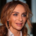 «Само очарование!» — поддержавшая Украину Катя Варнава восхитила откровенным фото по прозрачном платье 16 Varnava