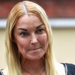 "Уже на девочек переключилась" - Волочкова устроила гламурную фотосессию с соседкой 13 Volochkova