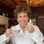 Слышен скрежет зубов хейтеров: за полгода до начала тура в США уже раскупили билеты на концерты Галкина 13 1600x898 0xac120003 91135581666098217 e1666350013968