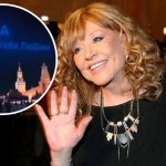 В ответ на "зае*ала": на Красной площади появилась огромная световая надпись с признанием в любви Пугачевой 15 Alla P