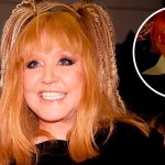 Игриво поправляя декольте: похорошевшая Пугачева записала селфи видео на концерте друга в Израиле 14 Maket Moldova 1650871362 50