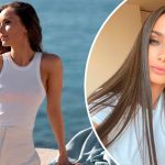 Горячее селфи с утра: Мишина в чёрных трусах задрала ногу перед зеркалом в ванной 15 Maket Moldova 1650871362 112