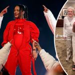 Рианна и Jay-Z отправили сотню роз бабушкам из дома престарелых, снявших вирусную пародию на выступление певицы на Супербоул 15 Maket Moldova 1650871362 44