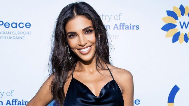 Экс-участница «ВИАГра» Санта Димопулос похвасталась фигурой в купальнику 6 Димопулос