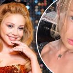 «Как девчонка» — Тина Кароль без макияжа показалась на фоне роз 14 TinaKarol