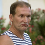 Добронравов не такой уж незаменимый: как выглядит обычный сборщик мебели, который исполнял роль Ивана Будько в "Сватах" 14 sua32em9o7sqfgt fvnbuy89ruelyy3i e1691524496486