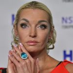 Без света и воды: родной дядя российской балерины Анастасии Волочковой проживает в Украине в прифронтовой зоне 15 9237044 0 0 1200 675 1920x0 80 0 0 81e04aad722ecba4f06afbc9fc45c24b