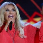 «Забудь о Родине!» — предательница Таисия Повалий спела по-украински «Ти ж мене підманула» на кремлевском «шабаше» 15 taisiya povaliy125109 e1695236436940