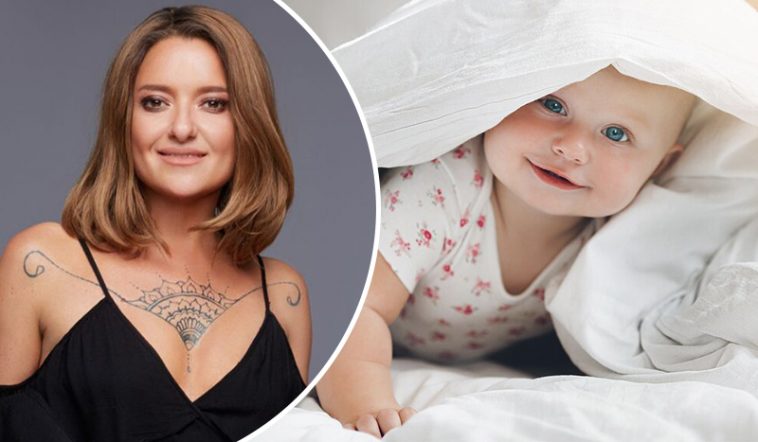 «Могилевская родила»: Блогер запечатлел на видео прогулку певицы с ребенком 6 для могилевської