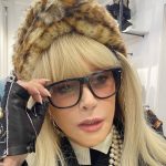 Без Галкина в компании российского олигарха: папарацци увидели Пугачёву на Кипре 18 7srNDOXvPmw e1715626041334