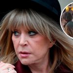 Годы берут своё: тяжело ступающую Пугачеву с охранником увидели на улице Юрмалы 13 krug 14