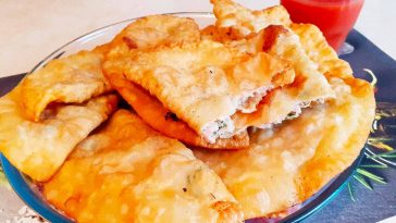 domashni chebureky na osoblyvomu tisti tisto moye ya sama jogo sobi pyshu duzhe smachne