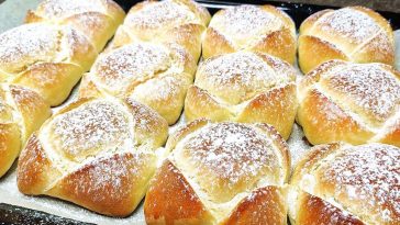 moya mama gotuye yih raz na misyacz bulochky z syrom pyshni yak puh