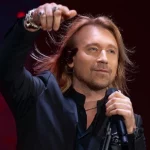 "Начинается новая эпоха!" - Олег Винник объявил о возвращении на сцену и удивил выбором места выступления 21 1662453913 4858 e1728328831764