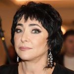 Стыдно за бабулю: пенсионерка Лолита Милявская превратилась в квадробера 14 74446