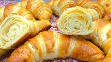 bilshe ne trachu na kruasany czilyj den gotuyu yih duzhe shvydko i prosto navit dytyna zmozhe povtor