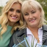 Ирина Федишин умилила редким фото с мамой-красавицей и поздравила ее с особым праздником 16 image