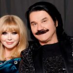 Иногда требует увольнять бэк-вокалисток: 67-летний Зибров рассказал о ревности супруги 19 krug 33