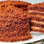 tort na skovorodi yak puh ya shokovanyj takym smachnym desertom bez duhivky prostyj reczept