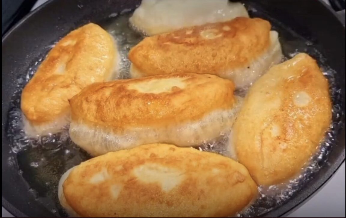 Вкуснейшие пирожки за 10 минут. Спасибо свекрови за бесподобный рецепт