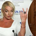 Заказал устрицу а подали вареник: 48-летняя Волочкова задрала ногу прямо за столом во время светской вечеринки 21 bvdbvjdjvgrnibhsbhsdcsjbcj 1