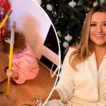 «Мамина помощница»: Наталья Могилевская умилила видео, как ее 4-летняя дочь вокруг елки убирала 17 «Мамина помощница»: Наталья Могилевская умилила видео, как ее 4-летняя дочь вокруг елки убирала
