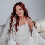 «Как вам такие декабрьские фото?»: актриса Наталья Денисенко в крошечном бикини позировала под открытым небом 13 «Как вам такие декабрьские фото?»: актриса Наталья Денисенко в крошечном бикини позировала под открытым небом