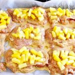 Сочные отбивные из куриных окорочков с ананасами и сыром в духовке: идеальный рецепт 14 Сочные отбивные из куриных окорочков с ананасами и сыром в духовке: идеальный рецепт